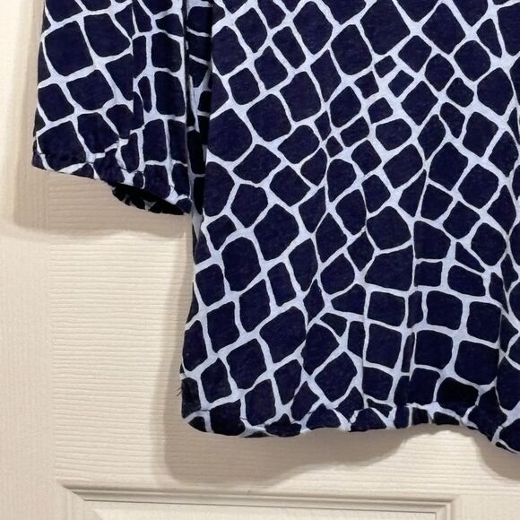 Michael Michael Kors | Keyhole Giraffe Print Navy Blue Long Sleeve Blouse Size L - Picture 6 of 16